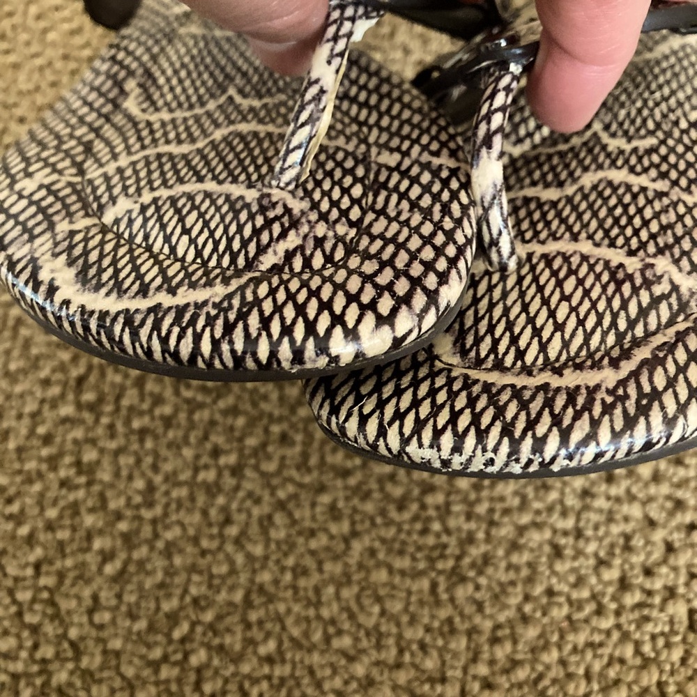 TORY BURCH Miller Sandals Metal Logo - Picture 4 of 15